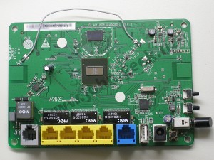 Rear side of the HG630B board - Click to zoom