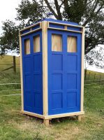 TARDIS build – Trim Installed